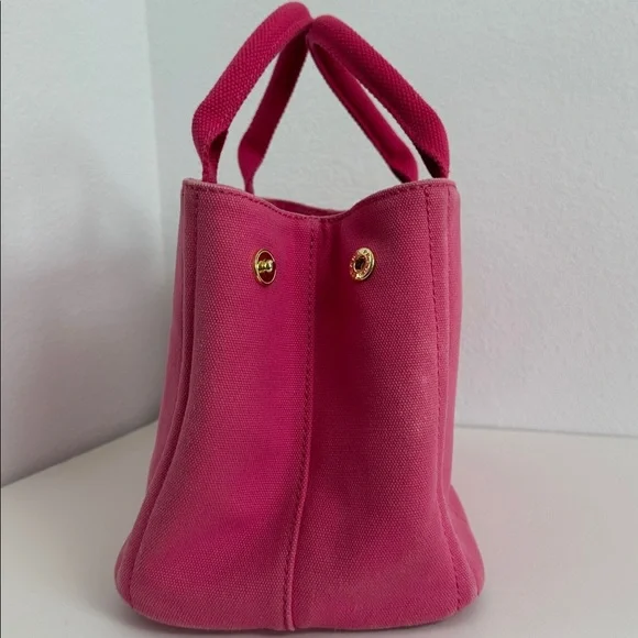 💯Authentic PradaCanapa PinkTote Bag🍀